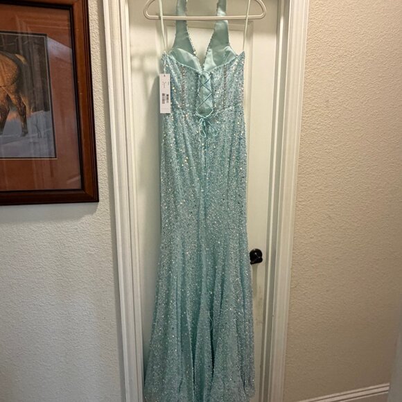 Jovani Light Blue Sparkling Halter Beaded Gown with Lace-up Back Size 6 NWT - Picture 8 of 10